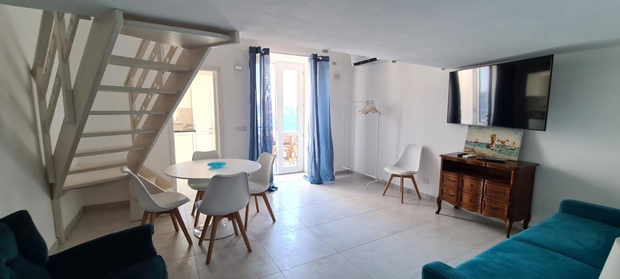 Ferienwohnung Immobiliare Turistcasa - Corso Umberto 111 Ponza Exterior foto